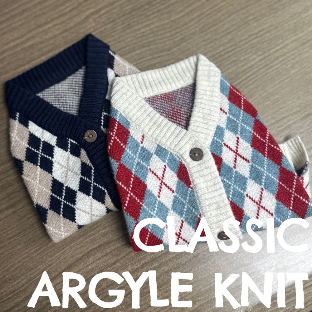 CANICHE Classic Argyle Cardigan Knit detail 5