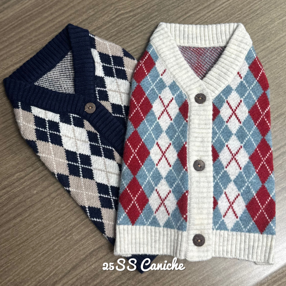 CANICHE Classic Argyle Cardigan Knit detail 8