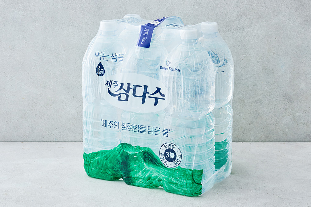 Jeju Samdasoo Label-Free Water 2L x 6 (Labeled/Unlabeled Random) detail 1